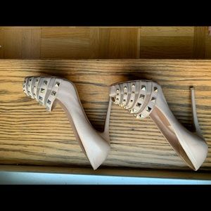 Valentino studded heels in baby pink with mesh!